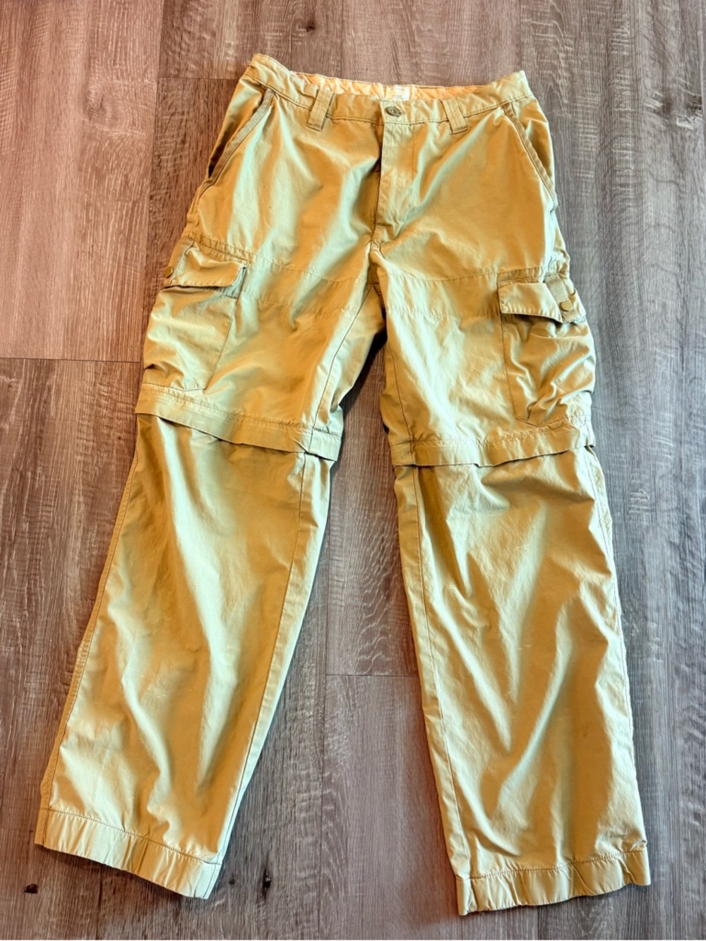 Vintage GAP Convertible Zip Cargo Pants Mens 32x31 Zip Off Shorts Y2K Khaki